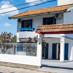 Casa de Férias Casa Azul - A 70 Metros Da Areia Da Dos Ingleses - 6 Pessoas, Florianópolis